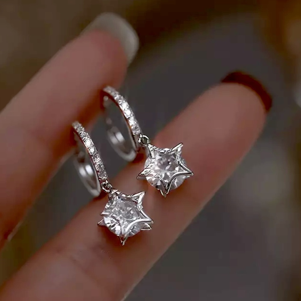 🌟 Sterling Silver Hoop Star Earrings